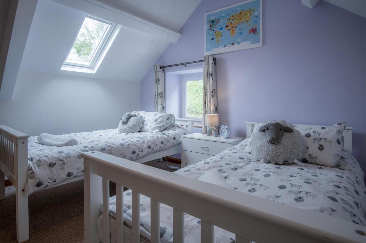 Tucking Mill - 3 Bedroom Holiday Home - Stepaside Stepaside  Esterno foto