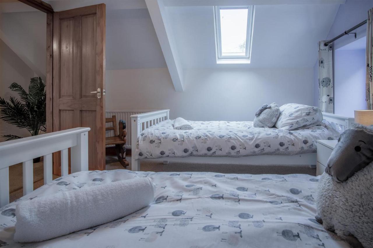 Tucking Mill - 3 Bedroom Holiday Home - Stepaside Stepaside  Esterno foto