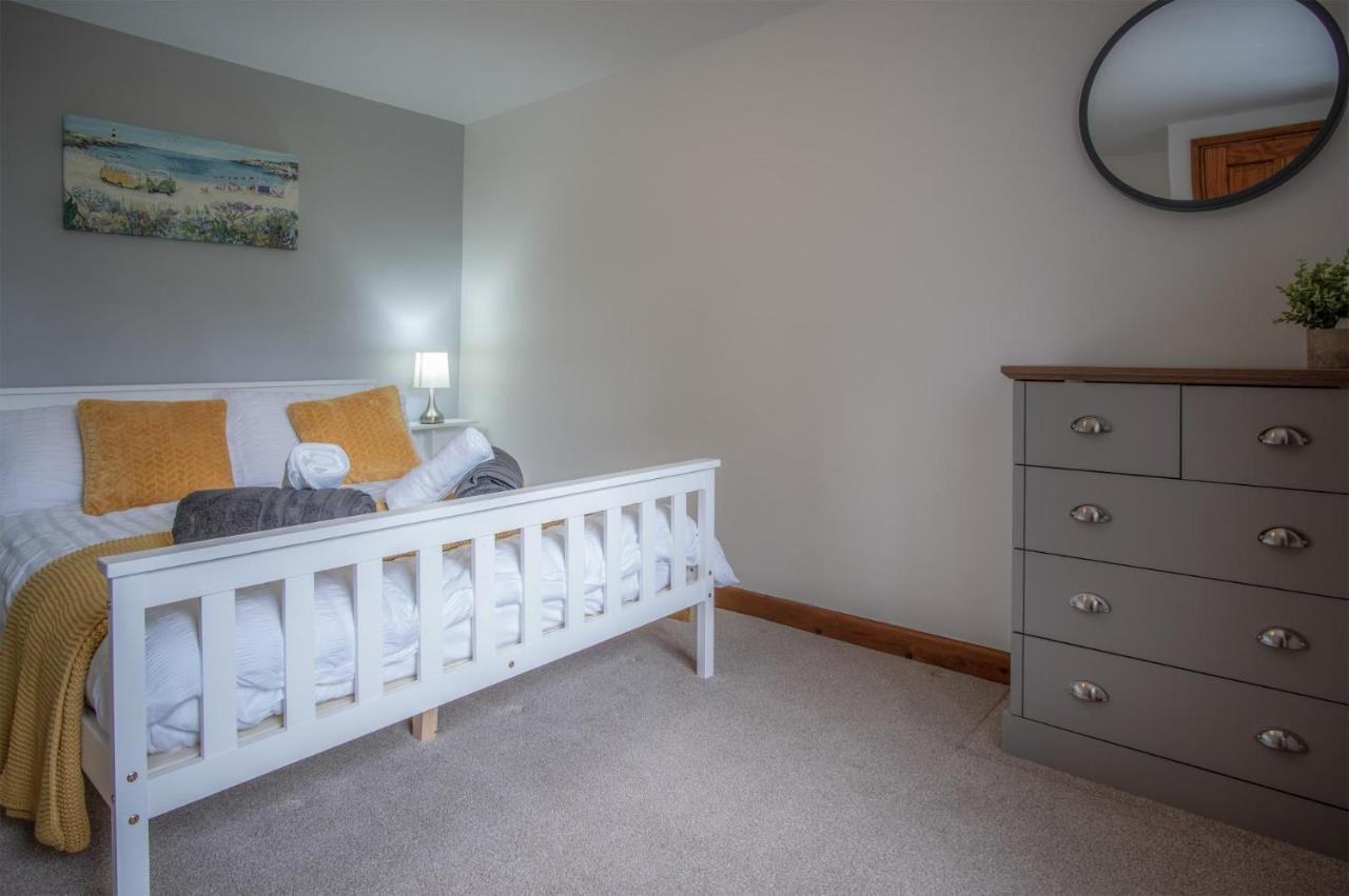 Tucking Mill - 3 Bedroom Holiday Home - Stepaside Stepaside  Esterno foto