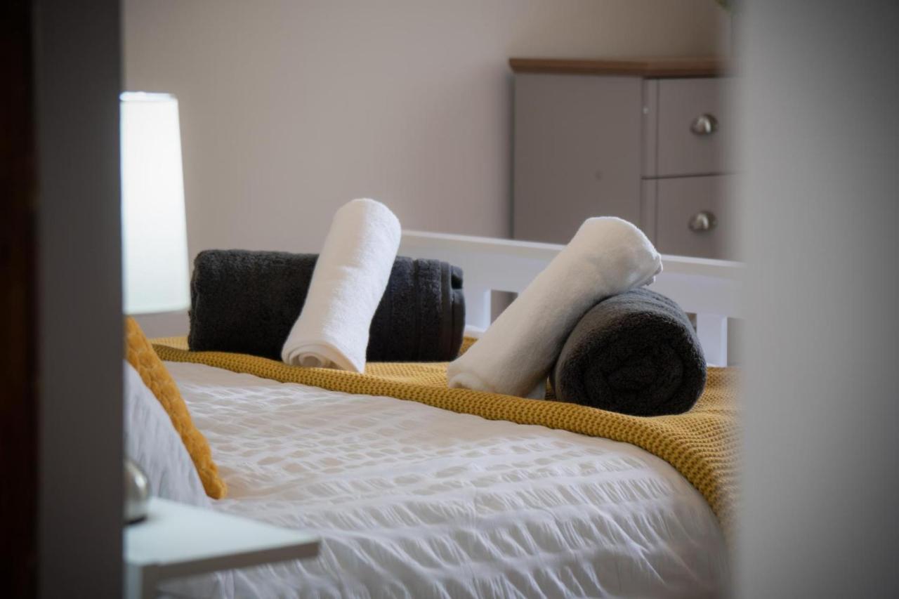 Tucking Mill - 3 Bedroom Holiday Home - Stepaside Stepaside  Esterno foto