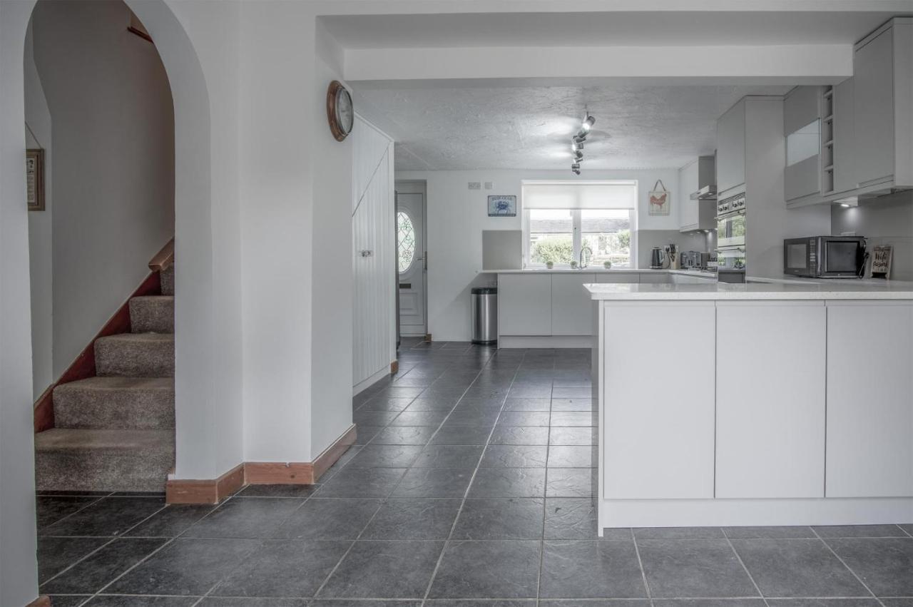 Tucking Mill - 3 Bedroom Holiday Home - Stepaside Stepaside  Esterno foto